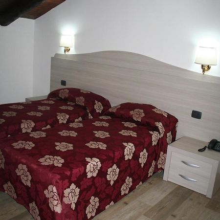 Agriturismo Cascina Del Vai Cairo Montenotte Rom bilde
