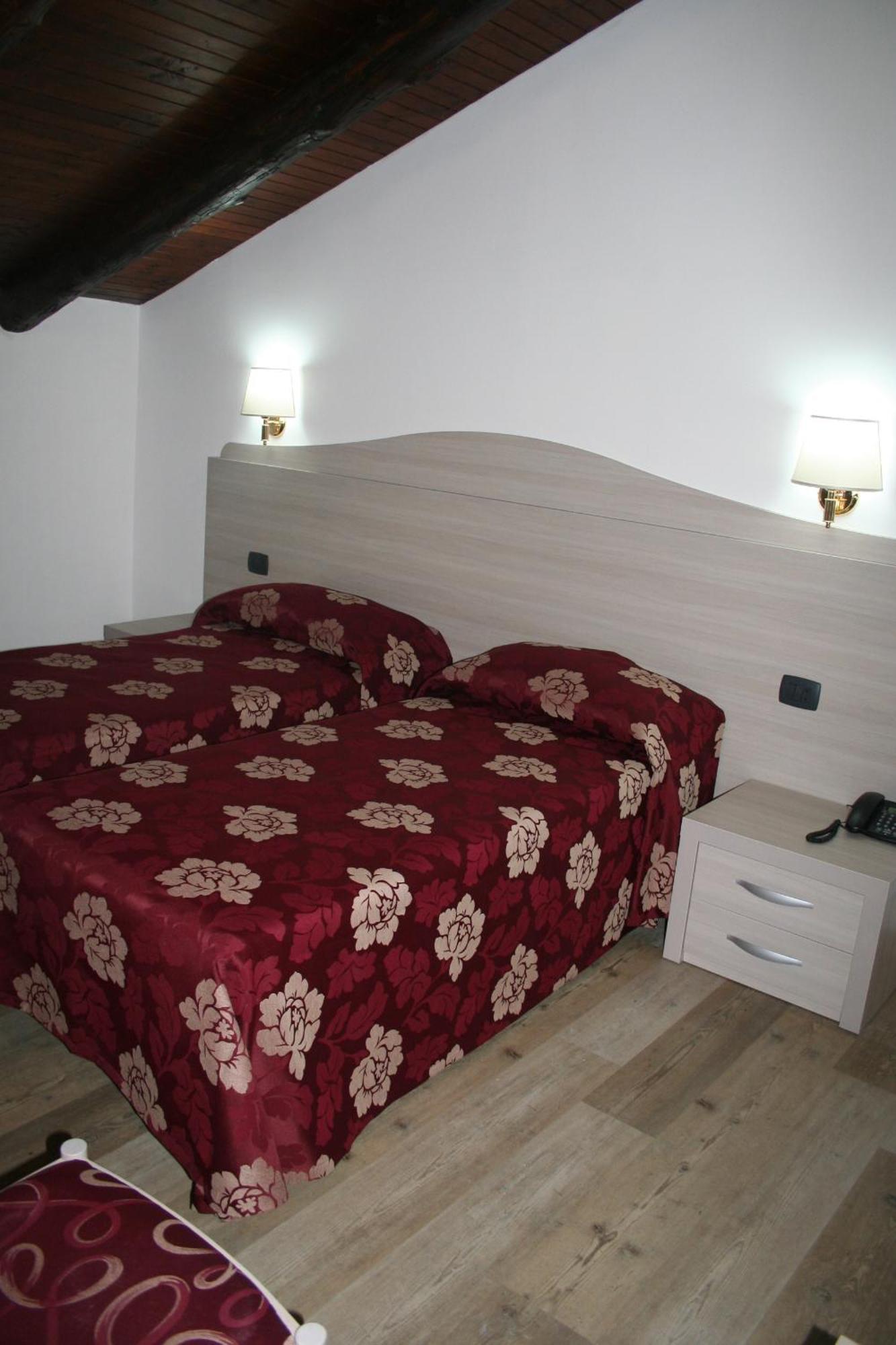 Agriturismo Cascina Del Vai Cairo Montenotte Rom bilde