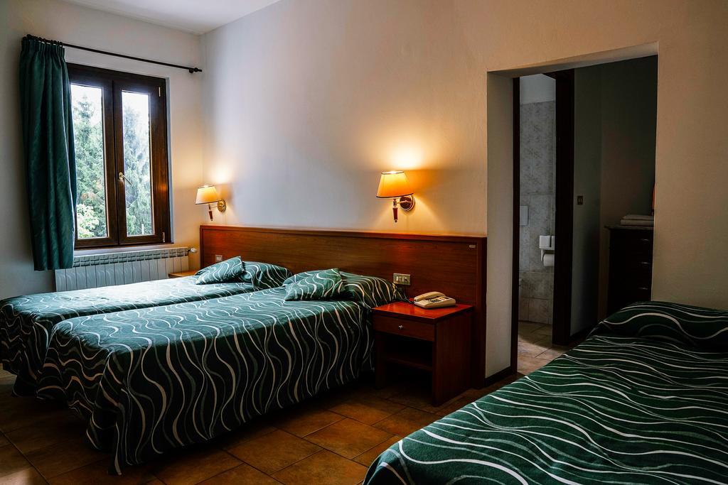 Agriturismo Cascina Del Vai Cairo Montenotte Eksteriør bilde