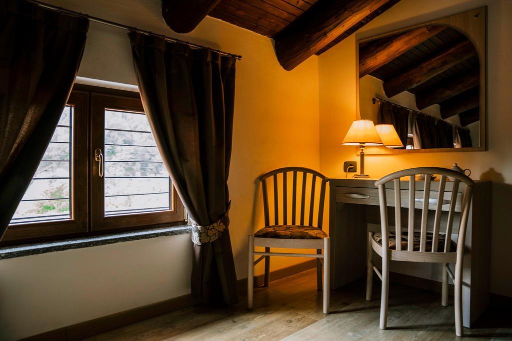 Agriturismo Cascina Del Vai Cairo Montenotte Eksteriør bilde