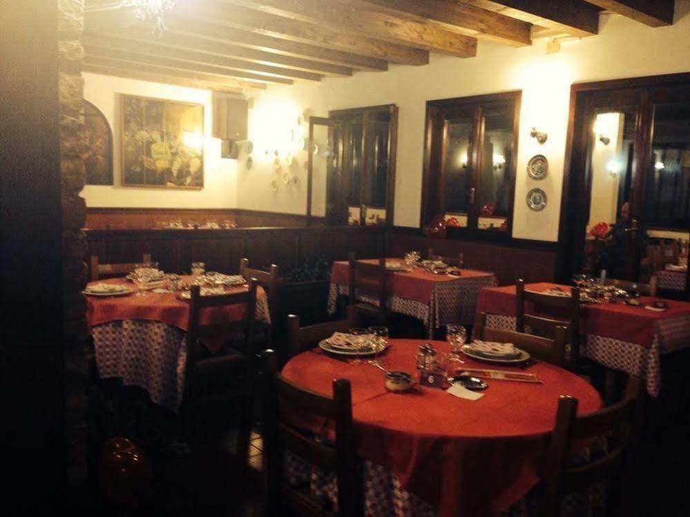 Agriturismo Cascina Del Vai Cairo Montenotte Eksteriør bilde