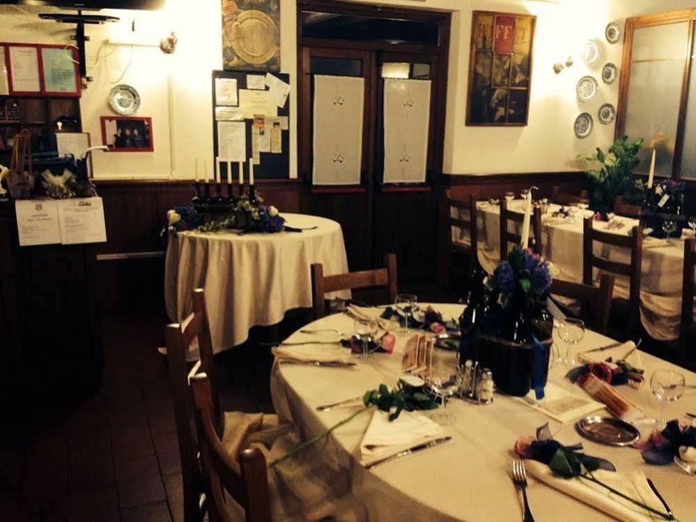 Agriturismo Cascina Del Vai Cairo Montenotte Eksteriør bilde