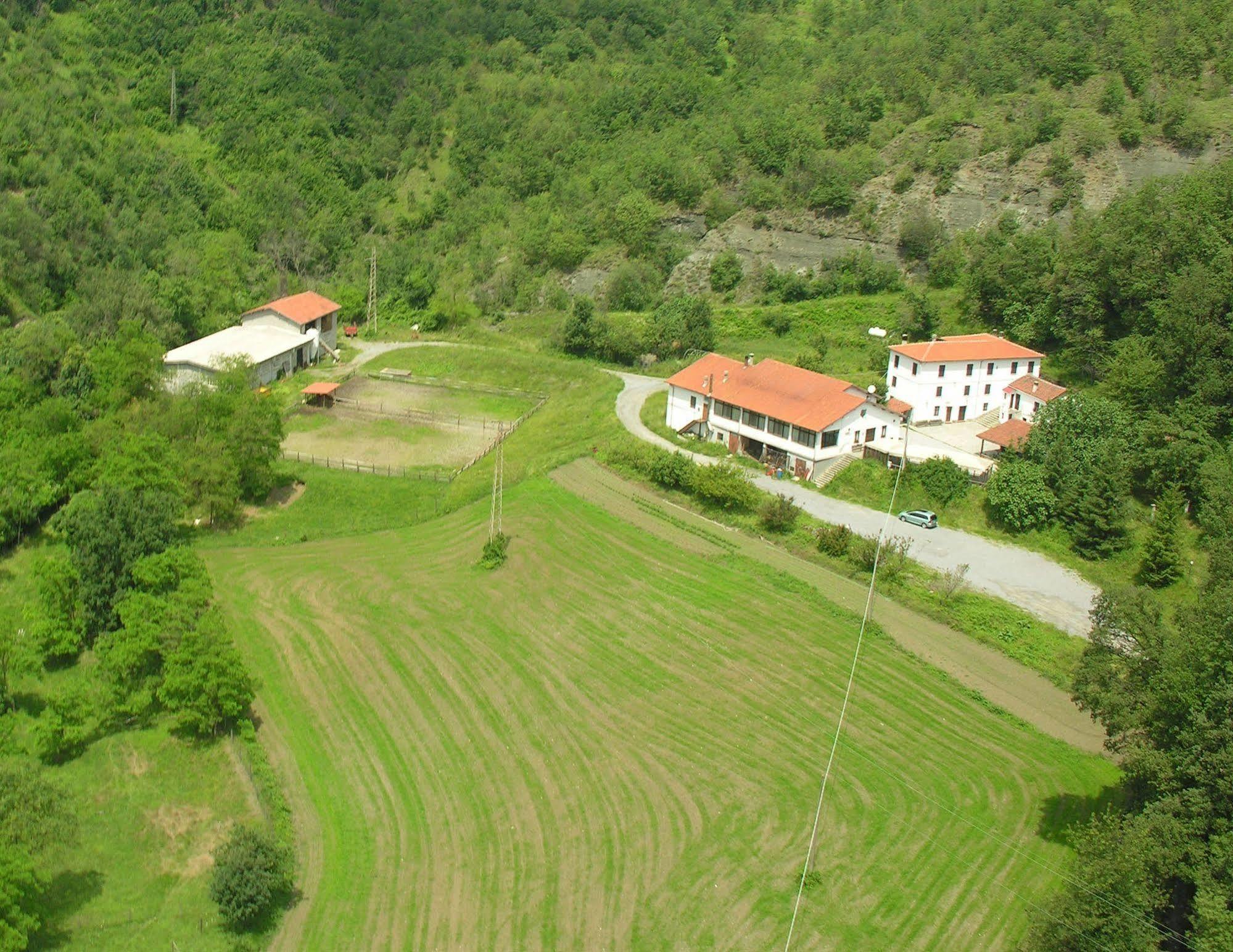 Agriturismo Cascina Del Vai Cairo Montenotte Eksteriør bilde