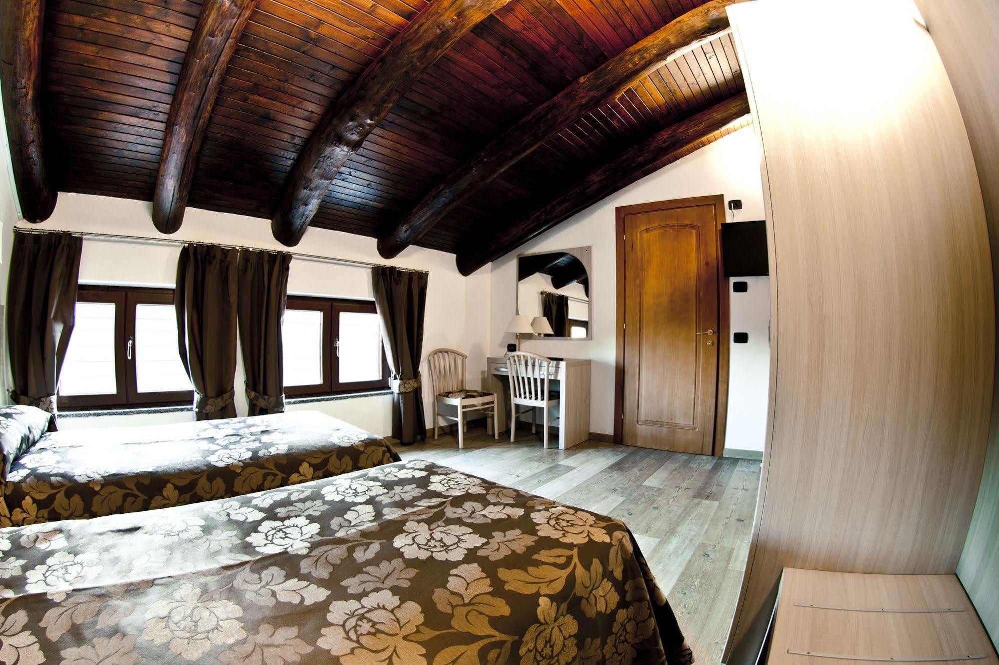 Agriturismo Cascina Del Vai Cairo Montenotte Eksteriør bilde