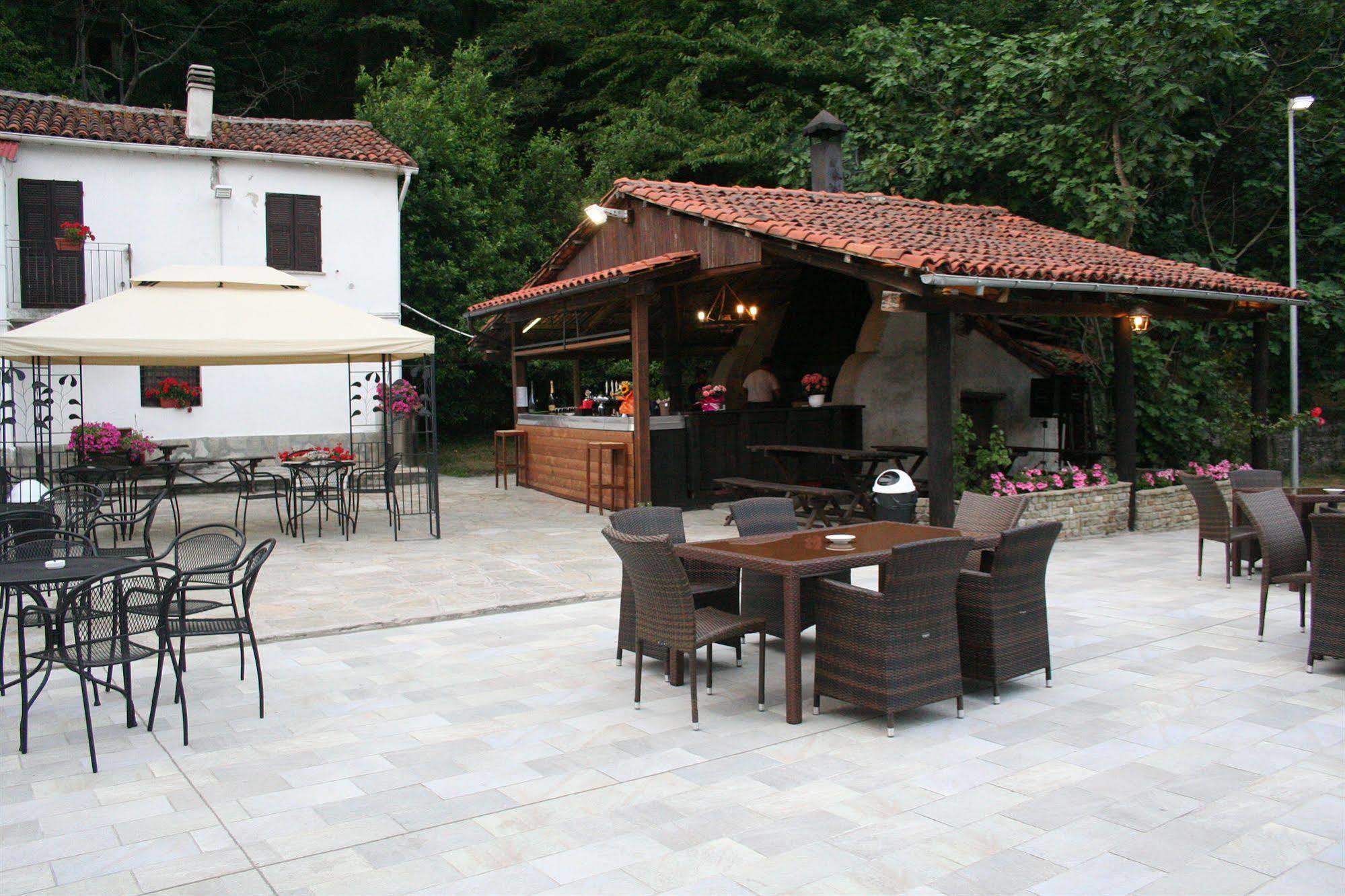 Agriturismo Cascina Del Vai Cairo Montenotte Eksteriør bilde